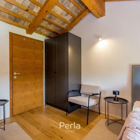 Βίλα Charming Stone Cx With Large 50m2 Heated Pool