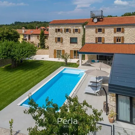 Charming Stone Cx With Large 50m2 Heated Pool ヴィラ *