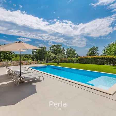 ヴィラ Charming Stone Cx With Large 50m2 Heated Pool *