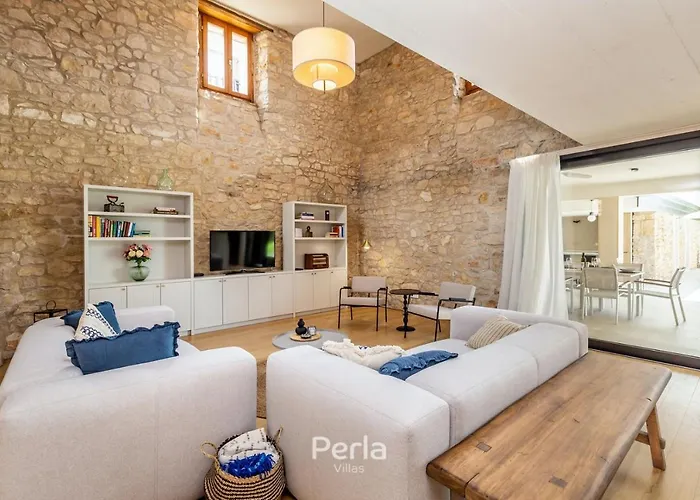 Charming Stone Cx With Large 50m2 Heated Pool * 브르토니글라