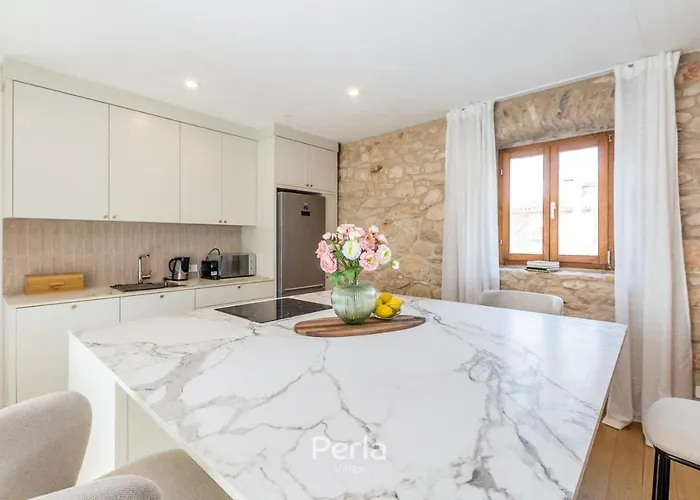 Charming Stone Cx With Large 50m2 Heated Pool 빌라 브르토니글라